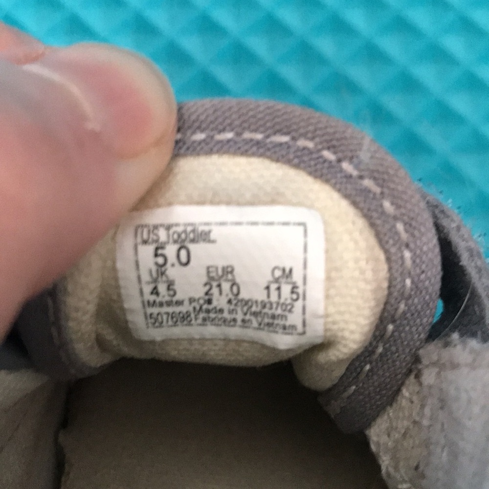 VANS Old Skool Baby Boy Doble Strap Suede Upper Shoes | 5 - Picture 11 of 11